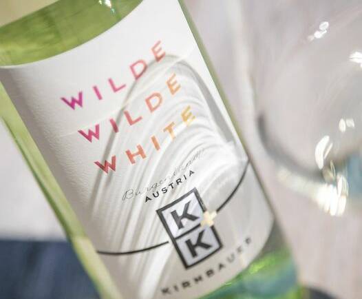 WILDE WILDE WHITE 2020
Der perfekte Sommerwein! 
Die Cuv…