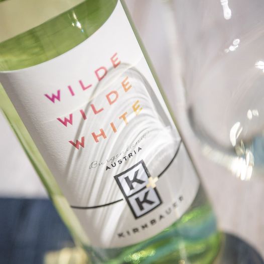 WILDE WILDE WHITE 2020
 Der perfekte Sommerwein! 
 Die Cuv…